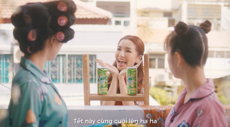 Hot hòn họt - MV mới của Bích Phương tạo bão mạng xã hội