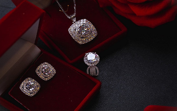 Những món quà ý nghĩa giành tặng mẹ dịp 8/3