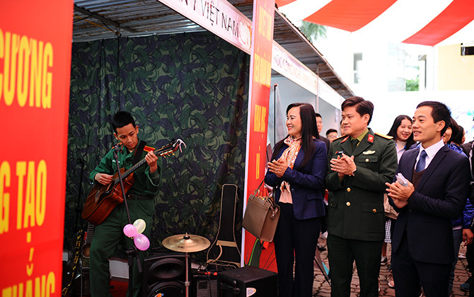 Ngày hội Tiếng Anh – English Day dành cho sinh viên