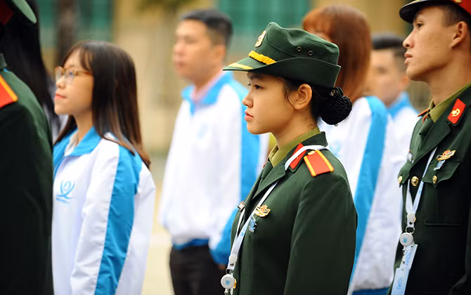 Đại biểu Sinh viên Việt Nam rạng ngời trước giời khai mạc