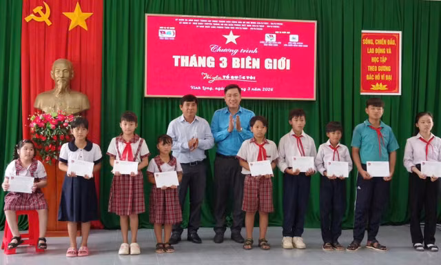 Vĩnh Long: Nhiều hoạt động ý nghĩa tại chương trình Tháng Ba biên giới 2026