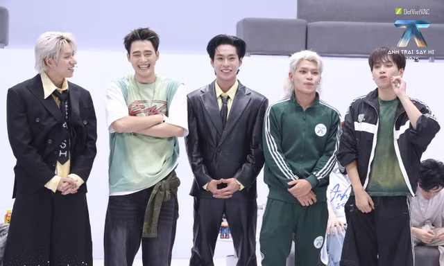 Anh Trai Say Hi tập 8: Karik - Cody Nam Võ hóa “cỗ máy nhảy”, 5 Anh Trai dừng chân
