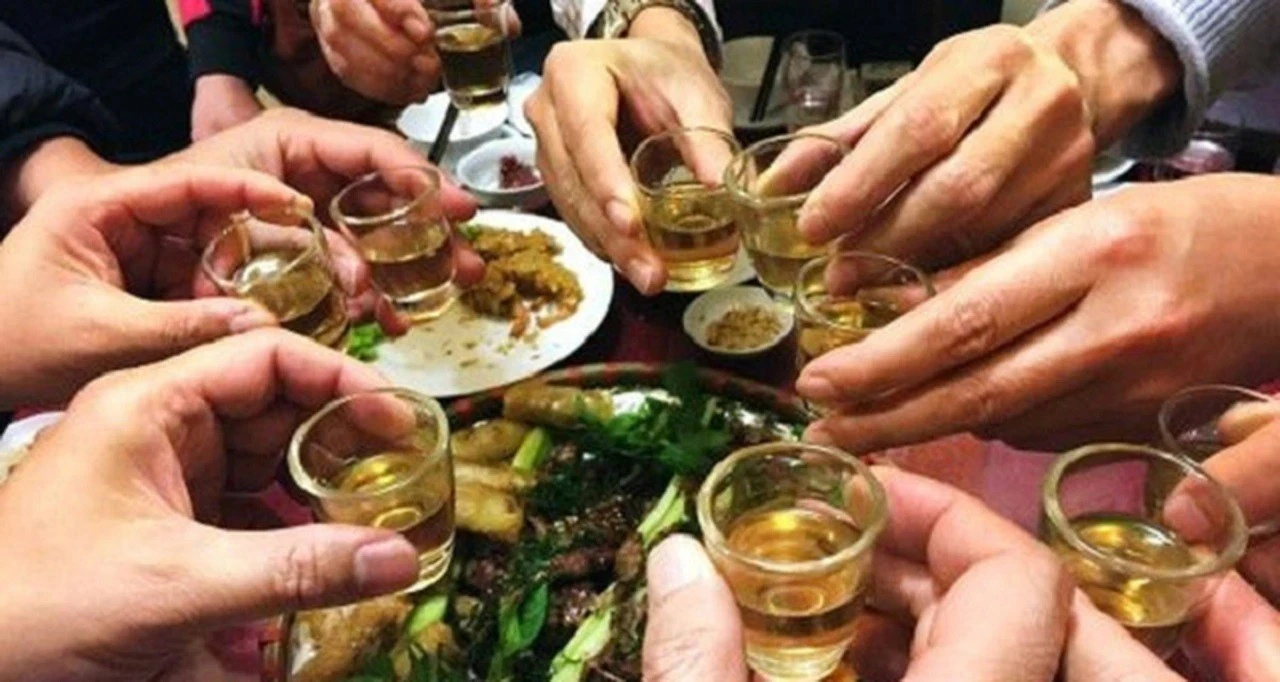 Cảnh báo: Các phương pháp giải rượu sai lầm có thể gây nguy hiểm tính mạng