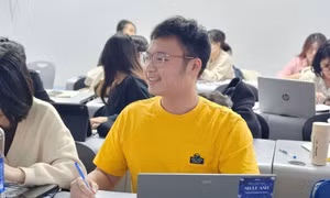 Sinh viên Quan hệ Quốc tế biến ngôn ngữ và âm nhạc thành vũ khí lợi hại