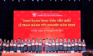 Trường Đại học Ngoại thương tổ chức lễ trao bằng đợt 2 năm 2025 cho hơn 2.000 sinh viên khóa 60 và các khóa bổ sung