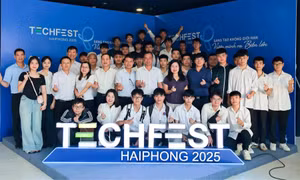 Đại học Sao Đỏ mang 'hệ sinh thái đào tạo gắn doanh nghiệp' đến Ngày hội tuyển sinh của Báo Tiền Phong