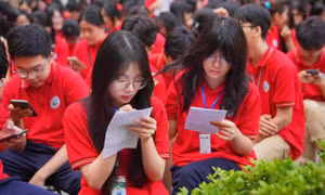 Học sinh trường THPT Mỹ Đình 'mở khóa' bản lĩnh tiếng Anh cùng 'UNLOCK THE IELTS 2025'