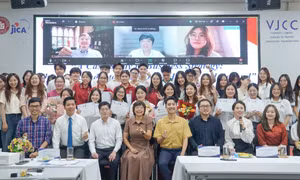 Từ giảng đường đến chiến lược bán dẫn quốc gia: Sinh viên Ngoại thương thể hiện xuất sắc tại VBIZ 2 Competition 2026