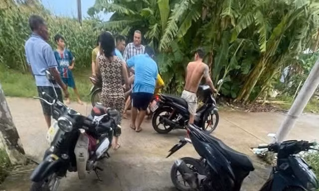 Tắm ao, hai học sinh ở Cà Mau đuối nước tử vong