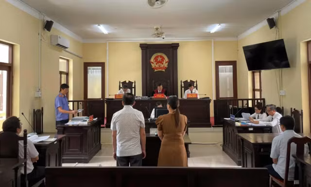 Lập quỹ trái phép, cựu Giám đốc Trung tâm Lưu trữ lịch sử tỉnh Cà Mau lĩnh án 