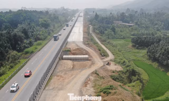 Bổ sung biện pháp an toàn cho cao tốc Nội Bài - Lào Cai 