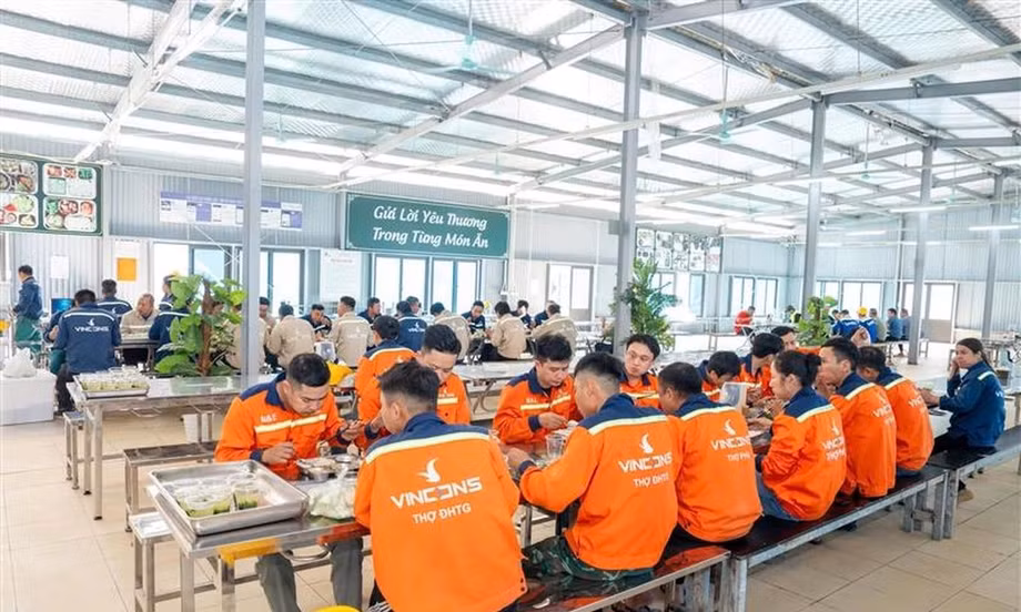 Vingroup tạo “cú nổ” việc làm tại Nam Hà Nội với 20.000 vị trí tuyển dụng