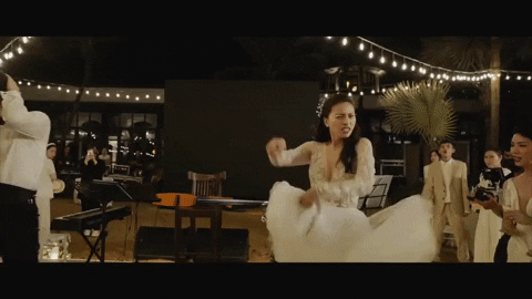 Ngô Thanh Vân, Huy Trần chia sẻ clip &apos;quẩy&apos; nhiệt tình trong tiệc tối. Video: Ngo Thanh Van