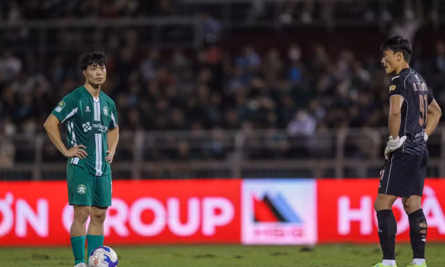Đường trở lại V-League của Công Phượng vẫn còn gian nan?