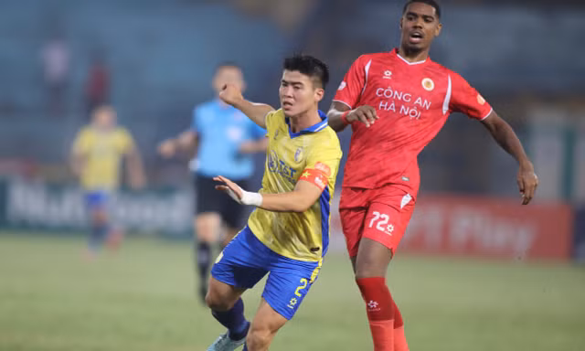 CLB Hà Nội chấp chơi trong cuộc đua vô địch ở LPBank V-League 2025/26 (ảnh Anh Tú)