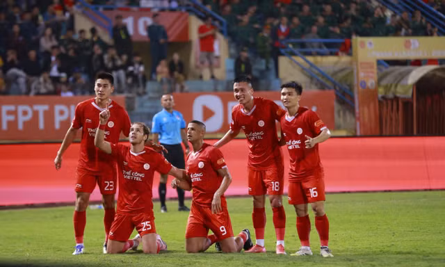 HIGHLIGHTS: Lucao ghi bàn, Thể Công Viettel phả hơi nóng vào gáy Công an Hà Nội 