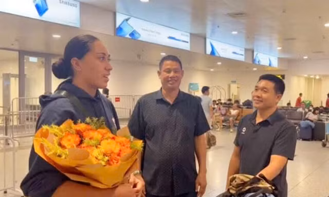 Lộ danh tính ngoại binh Mỹ đội bóng chuyền nữ Hà Nội vừa tuyển mộ 