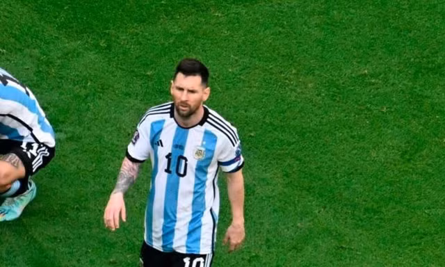 Trực tiếp Argentina 0-0 Áo (Hiệp 1): Messi sút hỏng penalty