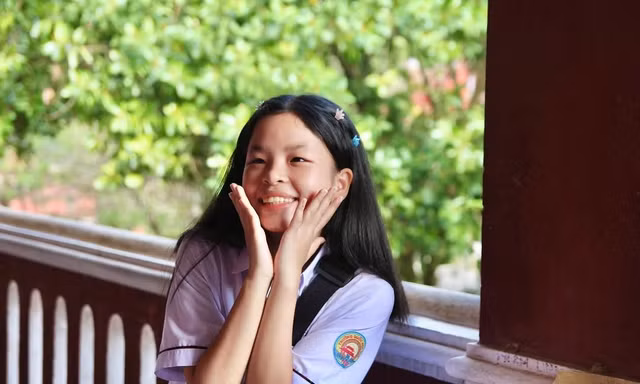 Nữ sinh Top 1 điểm Văn kỳ thi tốt nghiệp THPT 2026 hé lộ "chiêu thức" nâng trình