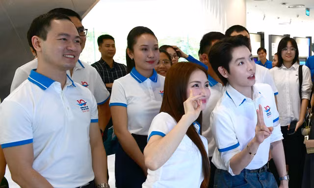 Gương mặt trẻ Việt Nam tiêu biểu, triển vọng năm 2025 khám phá "bảo tàng số"