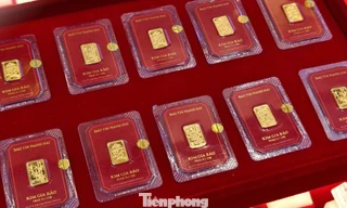 Lì xì vàng, tiền in hình ngựa 'lên ngôi' 