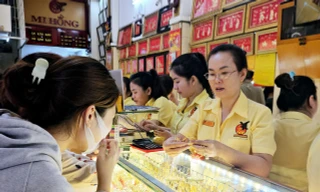 Đề xuất bán từ 1 lượng vàng trở lên mới phải nộp thuế 