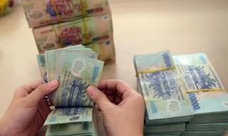 Tín dụng 'nở rộ' vào bất động sản