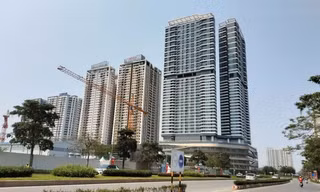 Giá nhà chung cư bao giờ mới giảm?