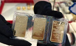 Giá vàng tăng mạnh, vênh thế giới gần 20 triệu đồng/lượng