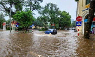Ngập lụt ở Hà Nội: 'Không thể mãi đổ lỗi cho thiên nhiên'