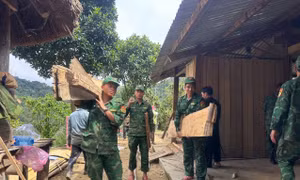 Ứng phó bão số 13: Khẩn trương di dời người dân vùng núi Đà Nẵng 