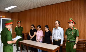 Khởi tố 2 giám đốc liên quan đến phòng khám 'vẽ bệnh moi tiền' 