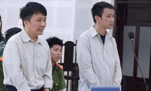 Hoãn phiên tòa xét xử vụ 'thổi' giá mỏ cát từ 1,2 tỷ lên hơn 370 tỷ đồng