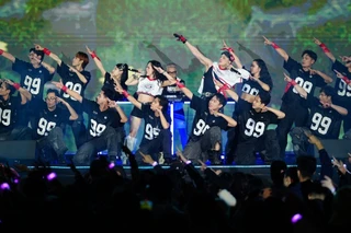 Có gì độc đáo ở sân chơi âm nhạc Sync Fest mà gia đình Thủng Long vừa tổ chức?