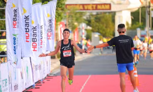 Huỳnh Anh Khôi - Văn Tâm - Đan Quyết làm nóng đường đua HDBank Green Marathon 2025