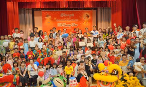 Cuộc thi ảnh “Khoảnh khắc bé học tiếng Việt” và Tết Trung Thu 2025 tại Nhật Bản: Lan tỏa tình yêu tiếng mẹ đẻ