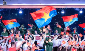 Đồ án tốt nghiệp mà hoành tráng như event thật: Sinh viên GDU đang làm gì vậy?