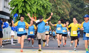 Vietnam Airlines chính thức mở bán vé giải chạy 'Run For Love 2025'