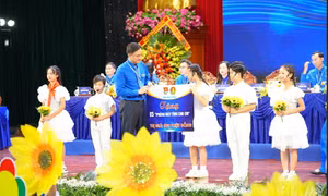 Tỉnh Đoàn Bắc Ninh trao tặng 5 phòng tin học trị giá 500 triệu đồng