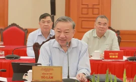 Bổ sung, hoàn thiện văn kiện và phương án nhân sự đại hội các tỉnh, thành ủy, đảng ủy trực thuộc Trung ương