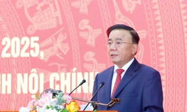 Yêu cầu xử lý dứt điểm các vụ án, vụ việc tham nhũng, lãng phí, tiêu cực 