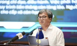 Hà Nội: Mỗi xã, phường phải vận hành gần 20 phần mềm khác nhau