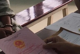 Phóng hoả đốt Đài phát thanh huyện để phi tang sổ đỏ giả