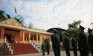Lễ 'Chào cờ chủ quyền' thiêng liêng ngày đầu năm mới ở nơi biên thùy