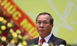 Ông Trần Văn Nam tái đắc cử Bí thư Tỉnh ủy Bình Dương