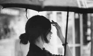 Hãy cứ chạy theo giấc mơ của mình, bởi vì giấc mơ chẳng bao giờ khiến em cô độc