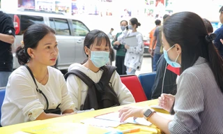 Nhập học online giúp tân sinh viên nhẹ gánh