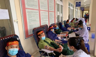 Hơn 100 đoàn viên thanh niên Z111 tham gia hiến máu tại ngày hội Chủ nhật Đỏ