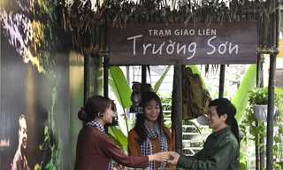 Ký ức thanh xuân một thời sôi nổi 'đẹp như hoa hồng, cứng hơn sắt thép'