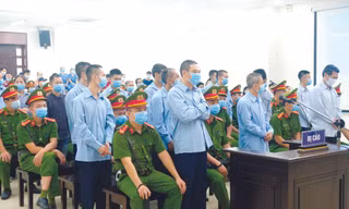 Hội đồng xét xử vụ án 